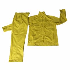 Quần áo kaki màu vàng